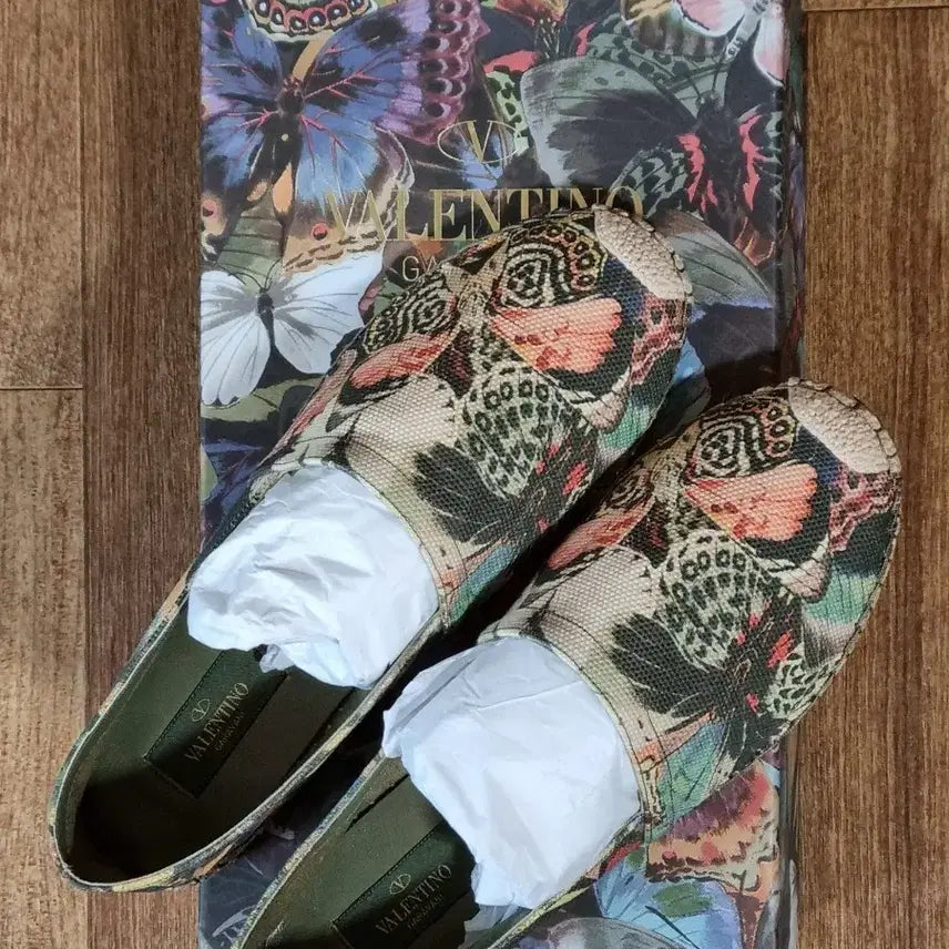 [BUNJANG] Valentino Garavani Woodland Butterfly Espadrilles / [새상품풀박] 정품 발렌티노 에스파듀 명품단화, 245mm/38