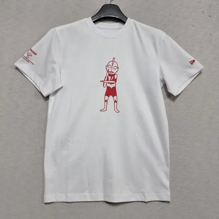 [BUNJANG] New Era Ultraman T-Shirt / ㅡ뉴에라 울트라맨 반팔 여55 ㅡ0414