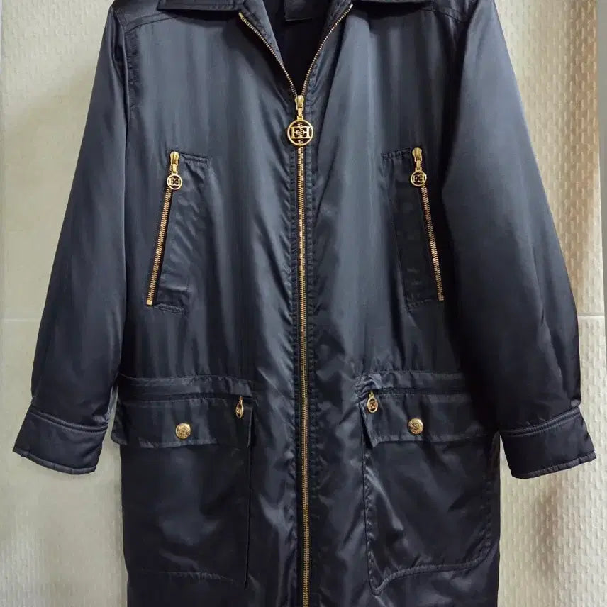 [BUNJANG] Escada Gold-Button Black Wool Blend Coat / 명품 에스카다 블랙 금장 포인트 코트 36