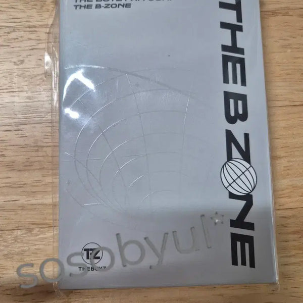 [BUNJANG] The Boyz B-ZONE Fan-con Postcard Book (Sealed) / (미개봉)더보이즈 B-ZONE 팬콘 엽서북
