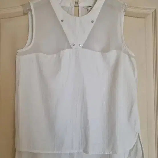[BUNJANG] KOTON White See-through V-Neck Blouse EUR 40 / US 12 / KOTON 화이트 시스루 블라우스