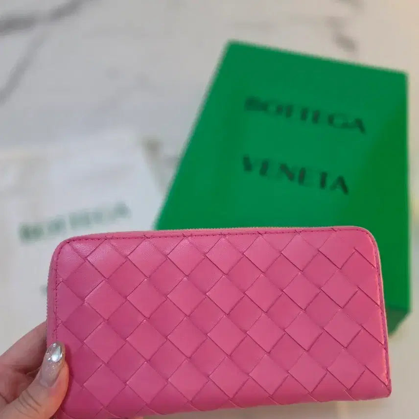 [BUNJANG] Bottega Veneta Intrecciato Long Wallet - Pink / 보테가베네타 인트레치아토 장지갑 핑크