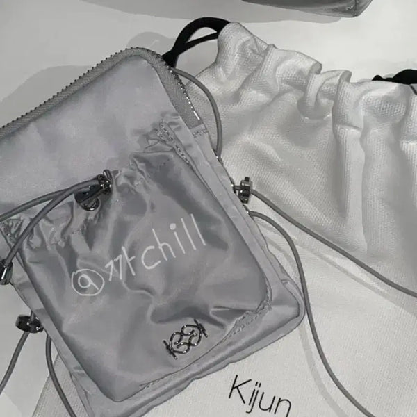 [BUNJANG] KIJUN Drawstring Mini Bag (Silver) / KIJUN 기준 미니백 (가격인하X)