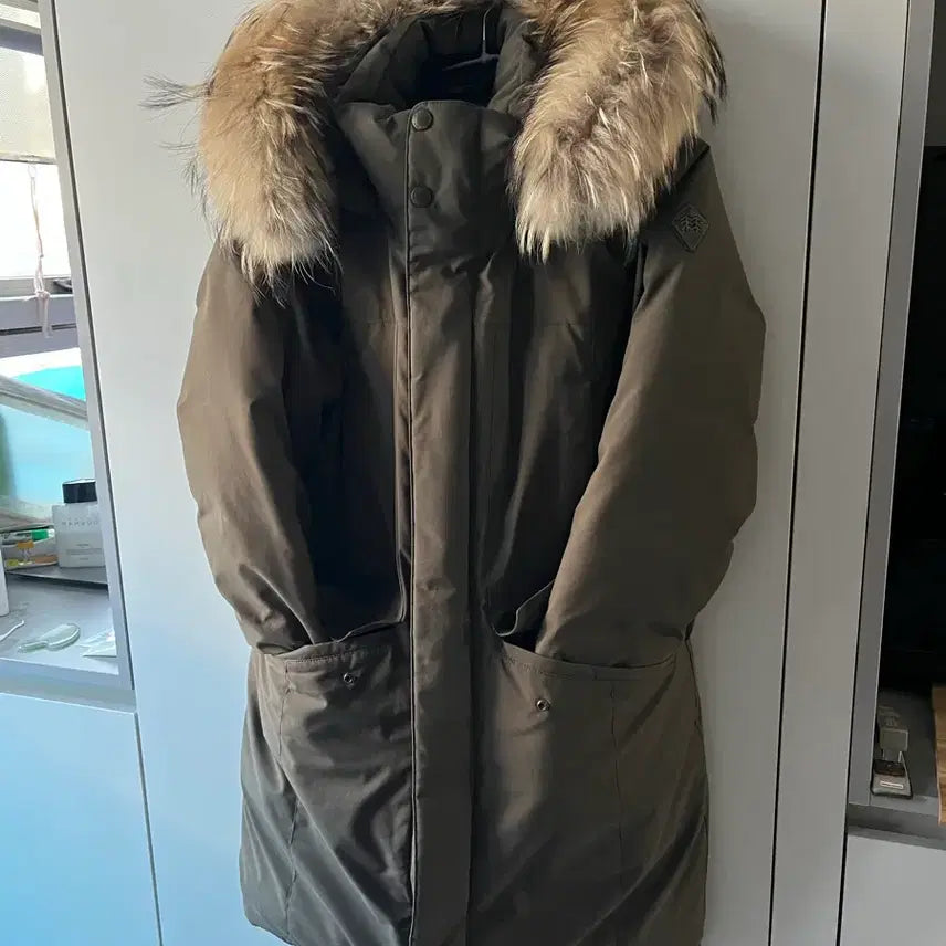[BUNJANG] Kolon Sport Antartica 90 Down Jacket (Khaki) / 코오롱 스포츠 안타티카 90 (카키색)