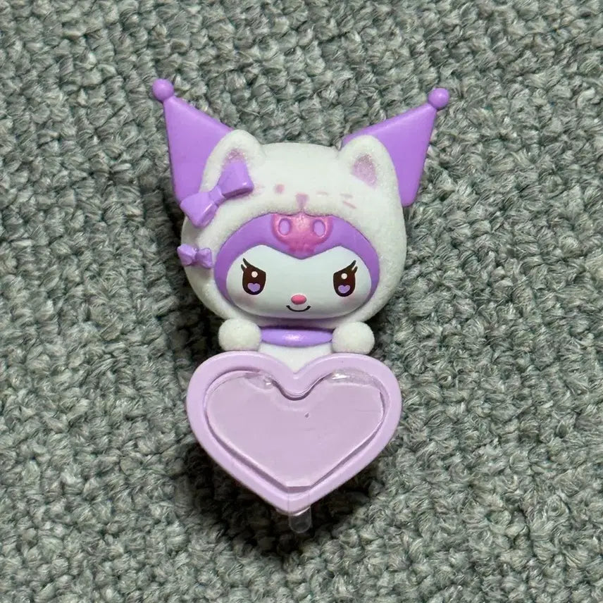 [BUNJANG] Sanrio Kuromi Peek-a-Boo Figure Series (New) / 야옹이 까꿍 피규어 시리즈 산리오 쿠로미 히퍼 미사용 새 상품