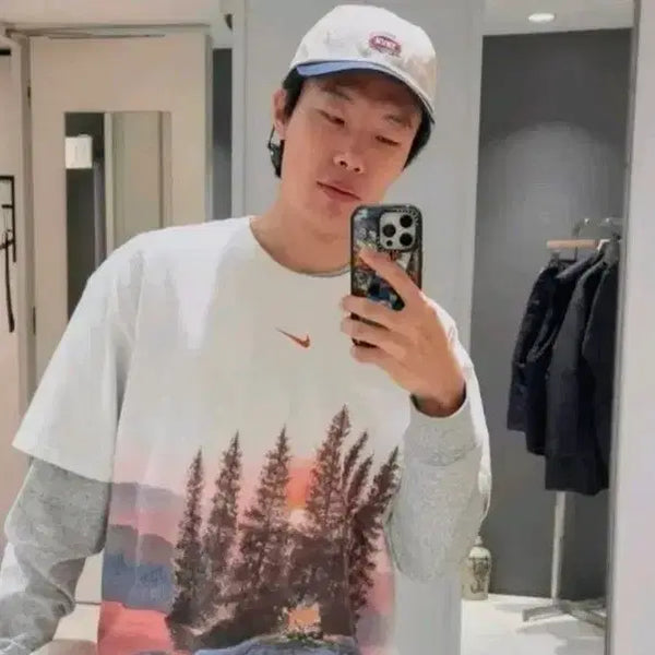[BUNJANG] Nike x Kith Nocturnal Landscape Graphic T-Shirt / 나이키 트레이크 녹타 풍경 반팔티!새상품!