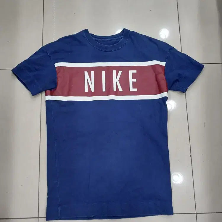 [BUNJANG] Nike Blue Short Sleeve T-Shirt Size 95 / 나이키  95사이즈 총길이가긴편 파랑색 반팔티셔츠 중고 구제 빈티지