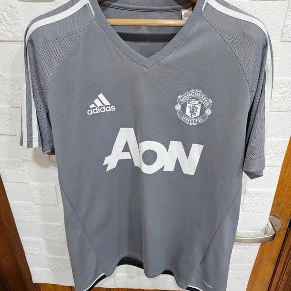 [BUNJANG] Adidas Manchester United Training Jersey Grey / 무배)아디다스 맨유 트레이닝 유니폼 그레이