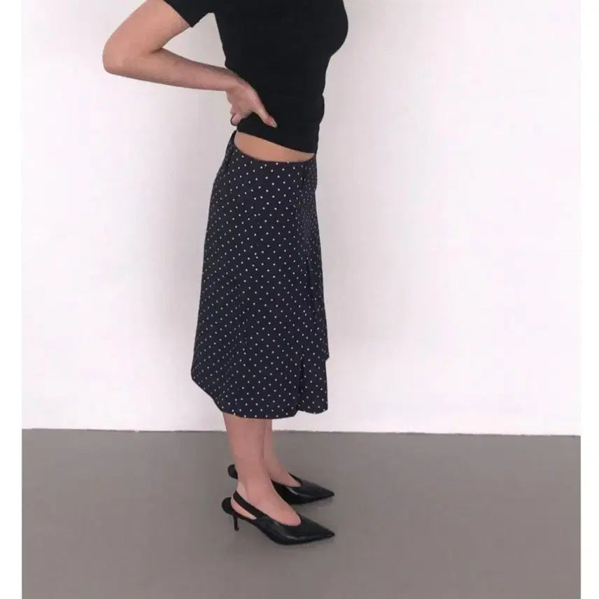 [BUNJANG] err Dot Midi Skirt / err 도트 미디 스커트 m 스티브알란 스티치 민소매