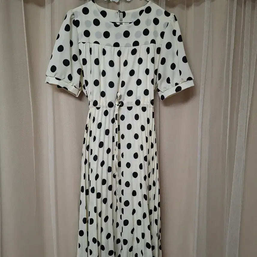 [BUNJANG] Women's Dot Long Dress / 새제품 여성 원피스