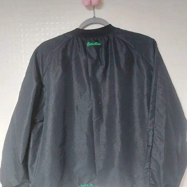 [BUNJANG] Benetton Black Windbreaker Jumper / 베네통 블랙 바람막이 점퍼