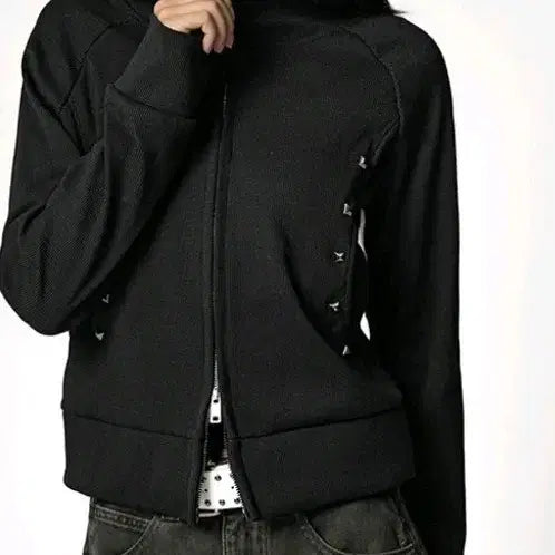 [BUNJANG] Pacez Ribbed Studded Slim Fit Two-Way Zip-Up Hoodie / 파체즈 골지 스터드 슬림핏 투웨이 후드 집업
