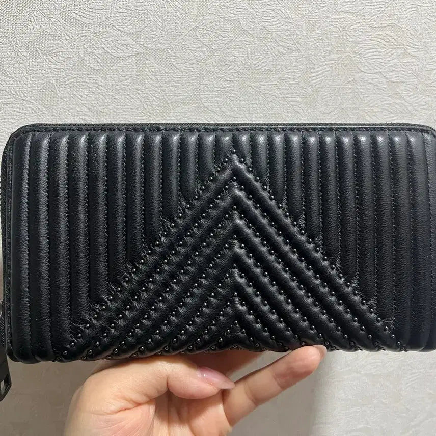 [BUNJANG] Coach Black Leather Long Wallet / 코치 장지갑 (사용감없음)