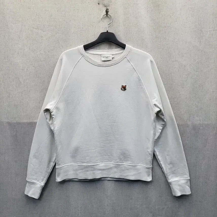 [BUNJANG] Maison Kitsuné Fox Patch Sweatshirt Ivory / 메종키츠네 폭스 패치 맨투맨 아이보리290.