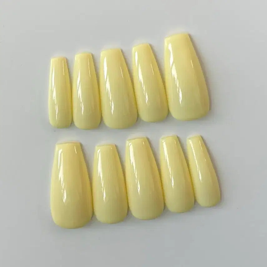 [BUNJANG] Pastel Yellow Nail Tips (Selectable Color & Shape) / 연노랑네일팁(색상 택1가능)