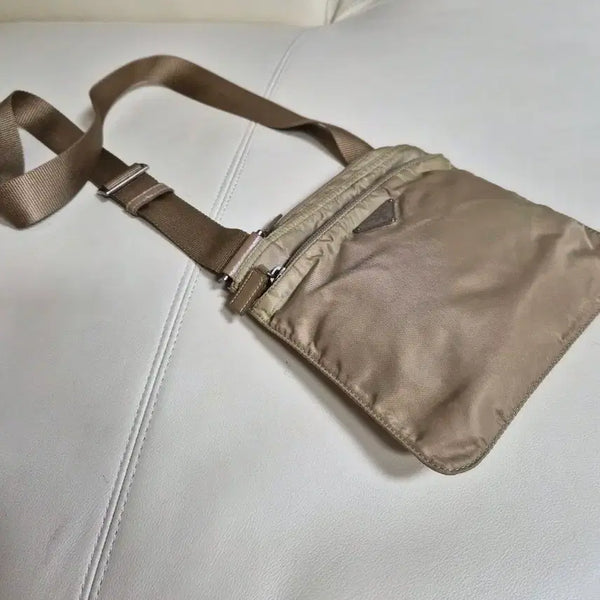 [BUNJANG] Prada Canvas Crossbody Bag Beige / 프라다 크로스백 베이지
