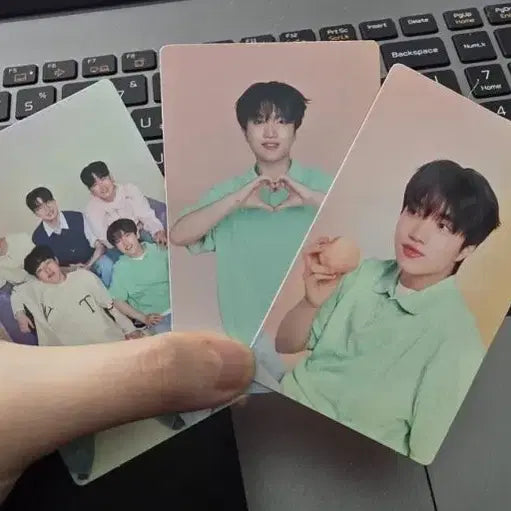 [BUNJANG] T1 Keria Laneige Photocard & Acrylic Stand / t1 티원 케리아 라네즈 슬리핑 마스크 립밤 포카 아크릴 스탠드