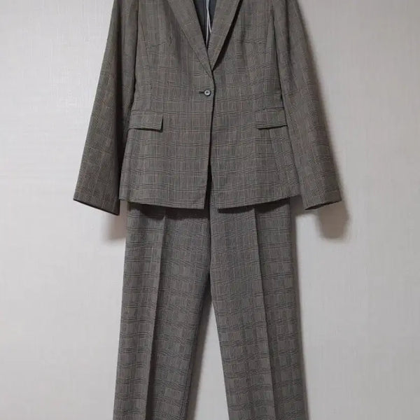 [BUNJANG] Compania Women's Glen Check Suit Set (Size 66) / 꼼빠니아 여성 정장 66