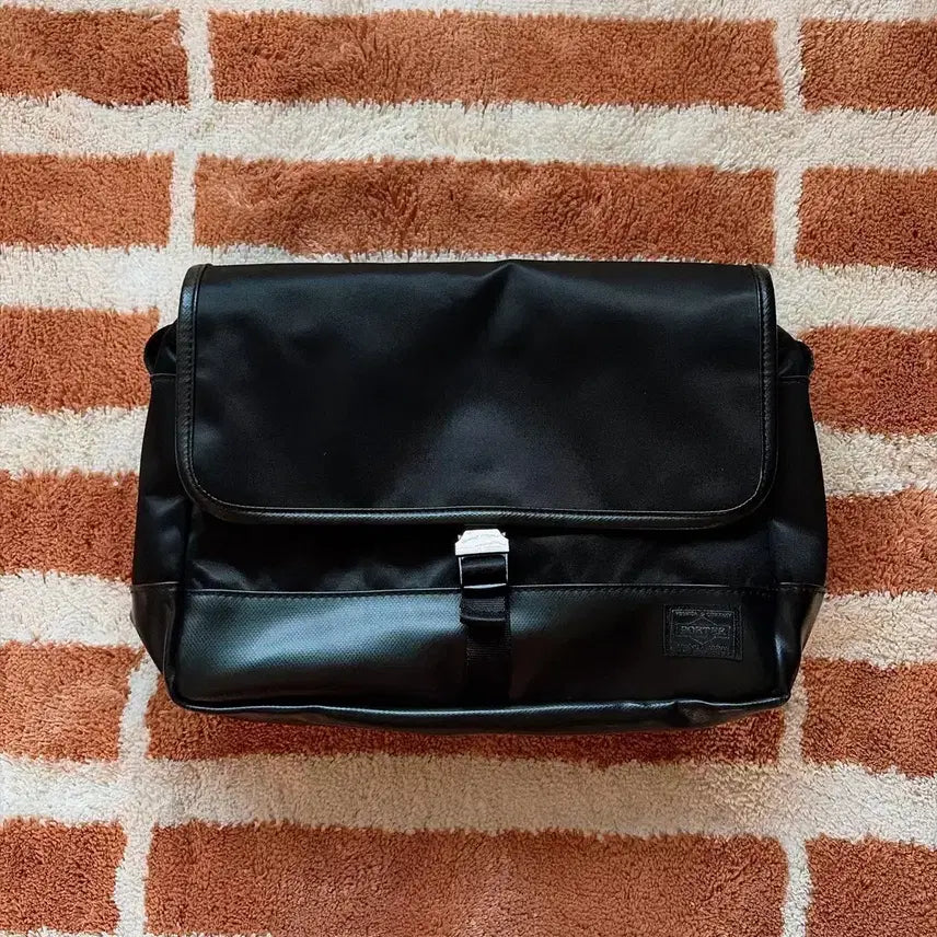 [BUNJANG] Yoshida Porter sac's bar Messenger Crossbody Bag / 요시다포터 sac's bar 메신저백 크로스백