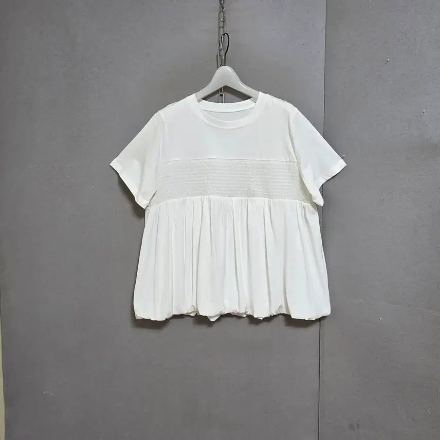 [BUNJANG] Ashley Store Balloon Hem T-Shirt White / 아랫단벌룬 티셔츠 FF   n4406