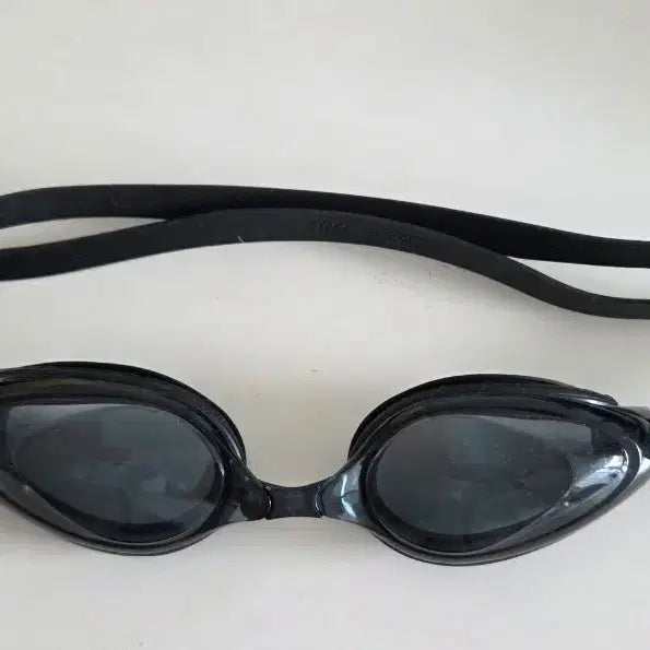 [BUNJANG] Airwalk Adult Swimming Goggles / AIRWALK 성인수경. 7천원.