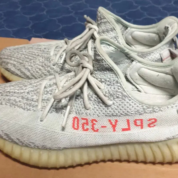 [BUNJANG] Adidas Yeezy Boost 350 V2 Blue Tint Sneakers (Size 290) / 아디다스 이지부스트 350 V2 블루틴트 스니커즈 (290)