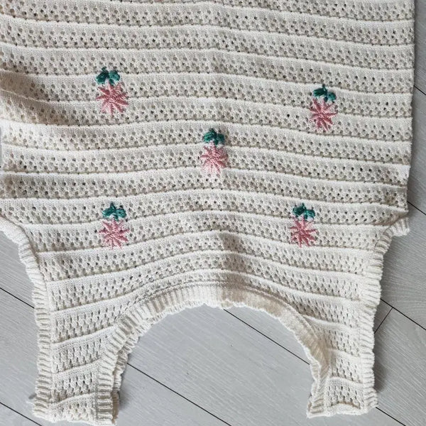 [BUNJANG] Flower Embroidery Knit Vest / 꽃자수 니트조끼