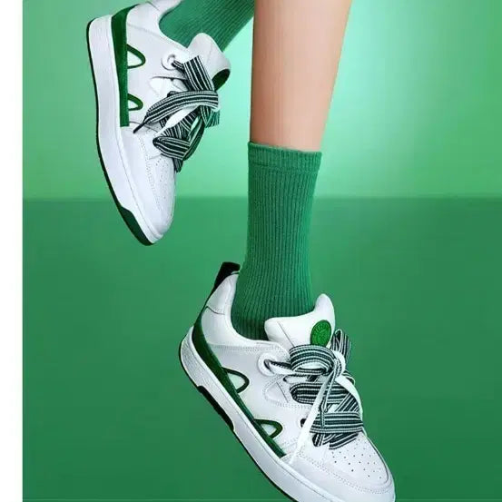 [BUNJANG] Staccato White Sneakers with Green Accents / 스타카토 화이트 그린 포인트 스니커즈
