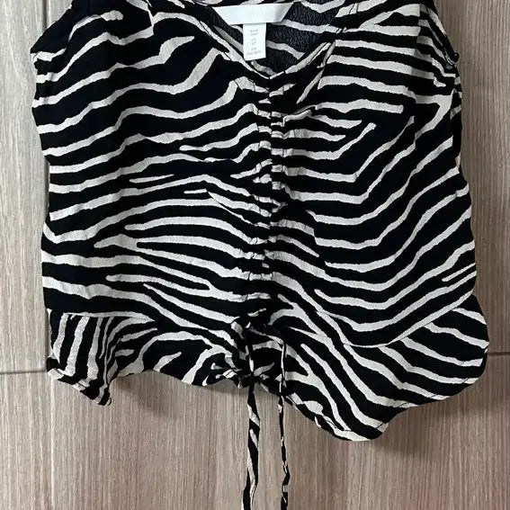 [BUNJANG] H&M Leopard Print Camisole Top / h&m 레오파드 나시 탑