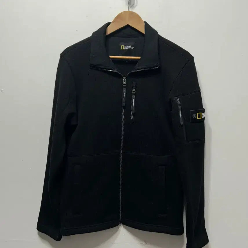 [BUNJANG] National Geographic Black Zip-Up Jacket M (95) / 내셔널지오그래픽 블랙 집업 자켓 M 95사이즈