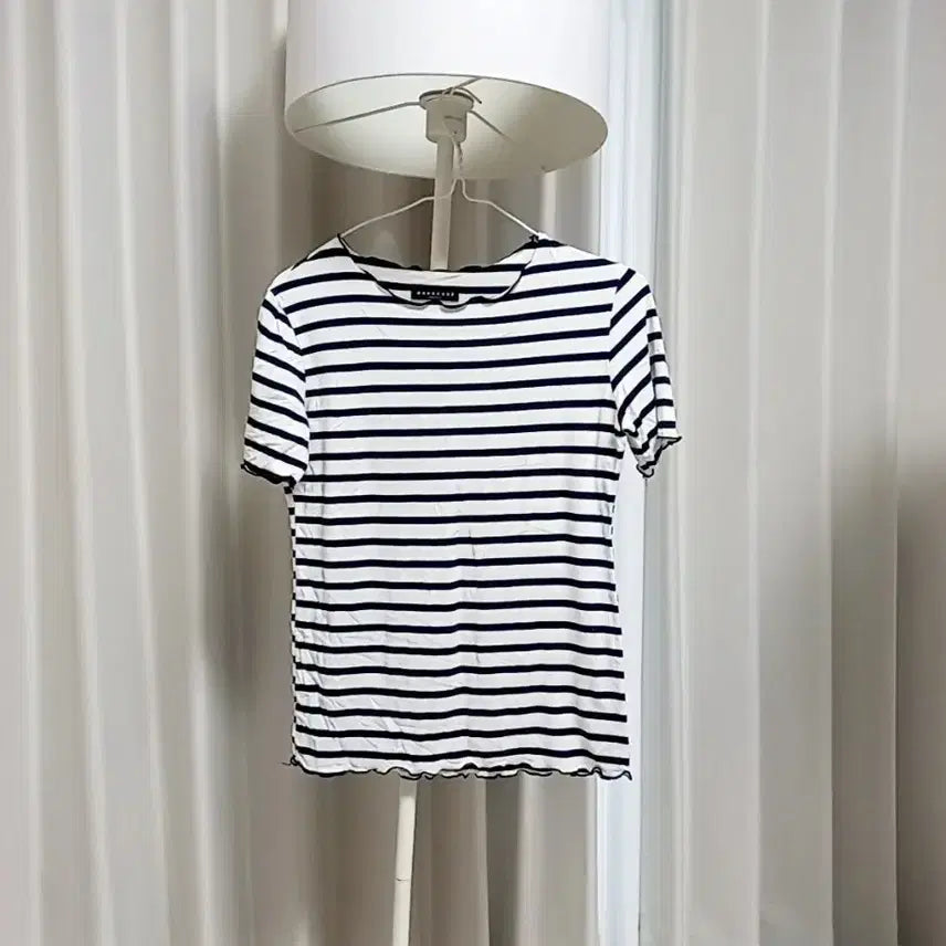 [BUNJANG] Striped Short Sleeve T-Shirt (New) / (새상품)  스트라이프 반팔 티셔츠55~66