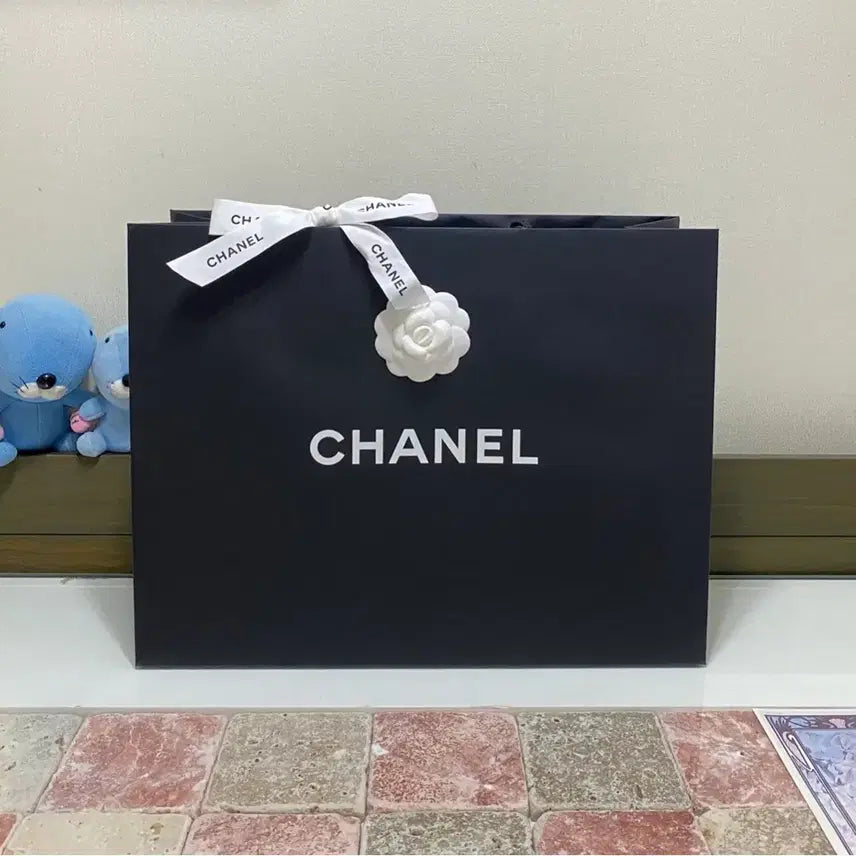 [BUNJANG] Chanel Shopping Bag / 샤넬 쇼핑백 (43x33x15.5)