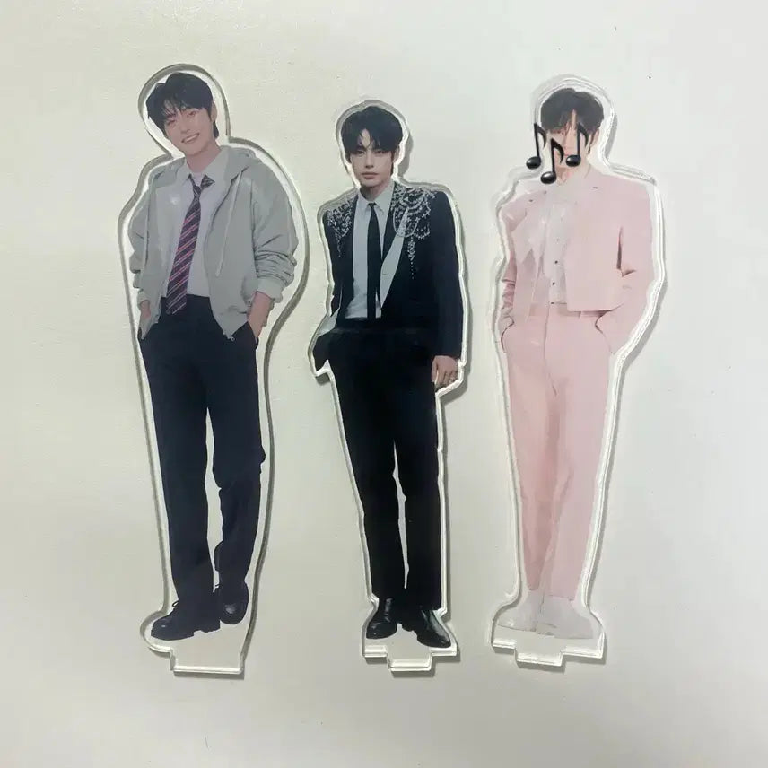 [BUNJANG] ZEROBASEONE Kim Jiwoong Acrylic Stand / 제로베이스원 김지웅 아크릴 스탠드