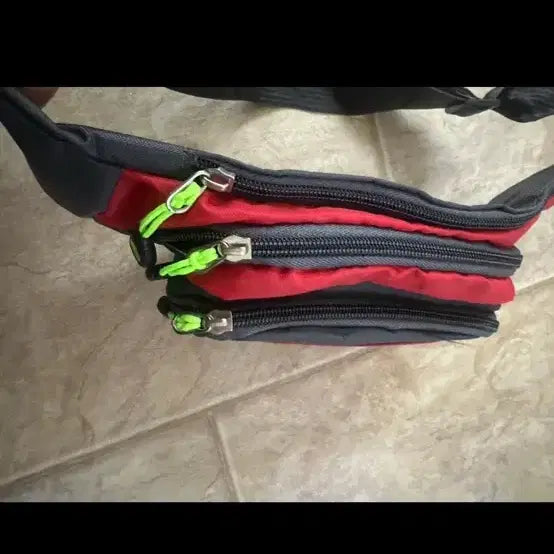 [BUNJANG] Red/Black Two-Tone Hip Pack Waist Bag (Set of 5) / 레드/블랙 힙색 웨이스트백 5개