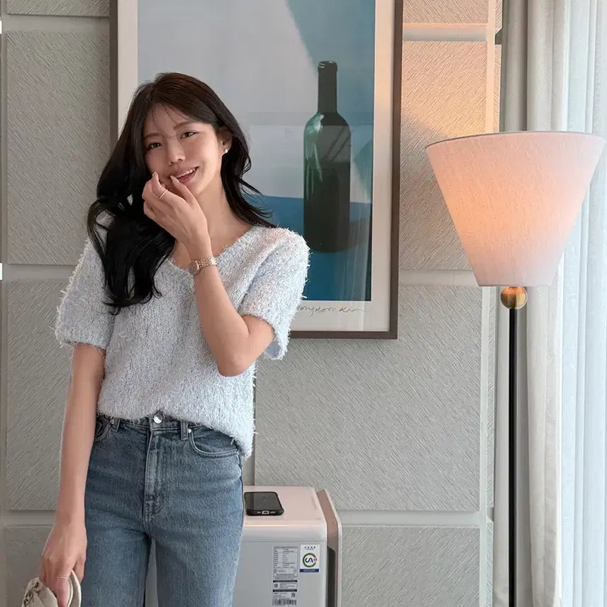 [BUNJANG] Hawa 26ss Momo Plum Knit V-Neck Short Sleeve Knit Wing Yarn Top / 하와 26ss 모모 플룸 니트 브이넥 반팔부클니트 날개사탑 데이트룩하객룩