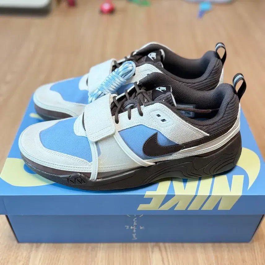 [BUNJANG] Nike Travis Scott Zoom Field Jacks Sneakers (290mm, New) / 나이키 트래비스 스캇 줌 필드 잭스 290 (새상품)