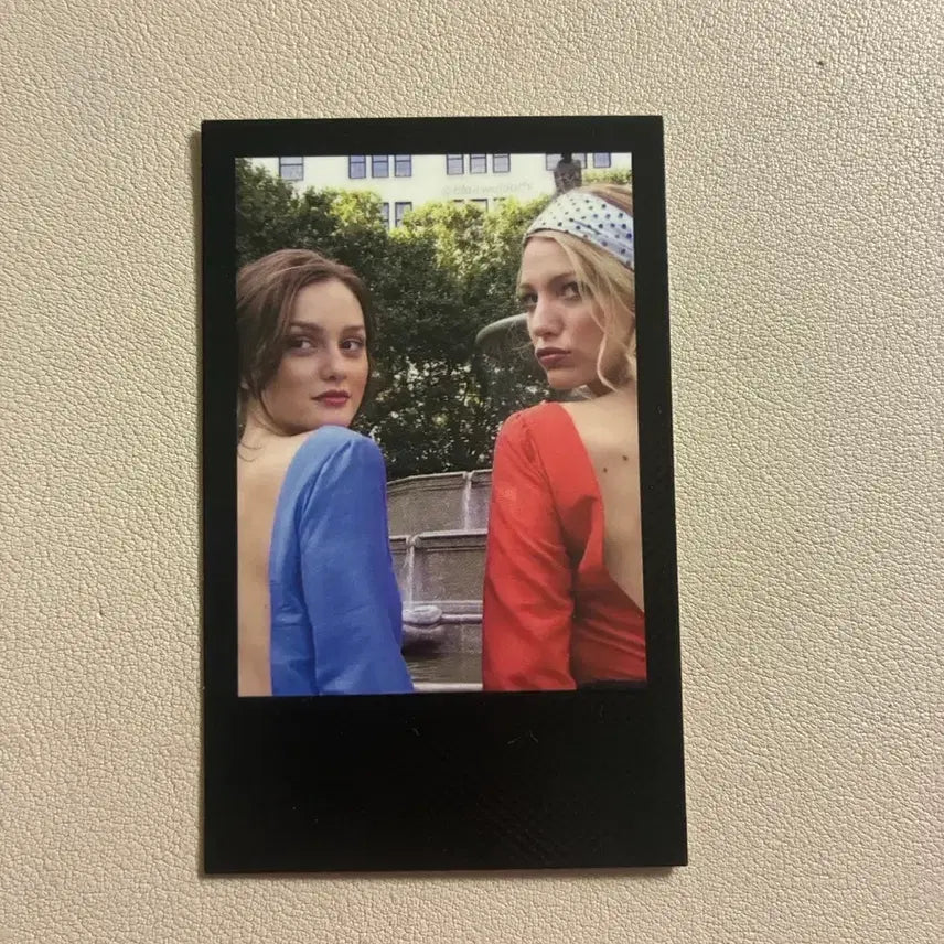 [BUNJANG] Gossip Girl Serena Blair Paris Polaroid / 가쉽걸 세레나 블레어 폴라로이드 미드 굿즈