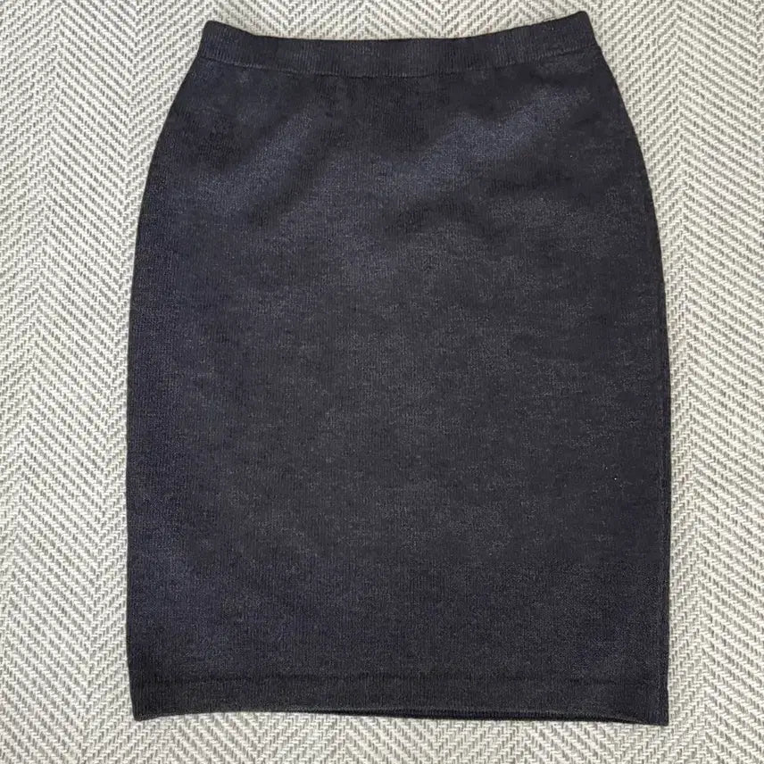 [BUNJANG] St. John Knit Skirt Grey Size 6 / ST. John 샌존 쥐색 니트스커트/6