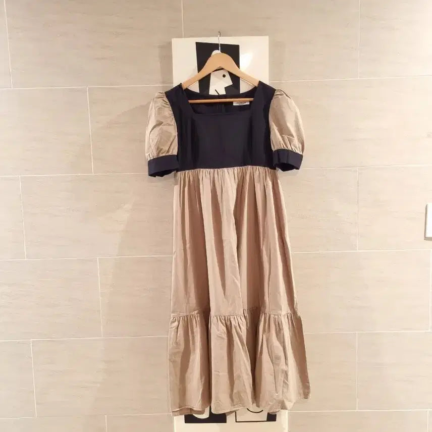 [BUNJANG] Colorblock Puff Sleeve Long Dress / 배색 퍼프 롱 원피스