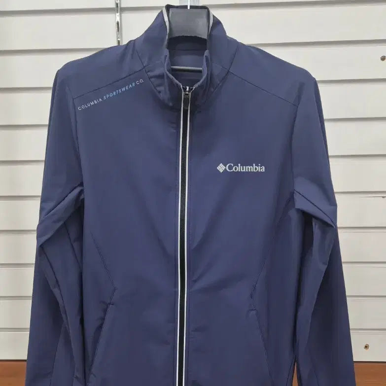 [BUNJANG] Columbia Navy Windbreaker Jacket / 컬럼비아 네이비 바람막이 자켓