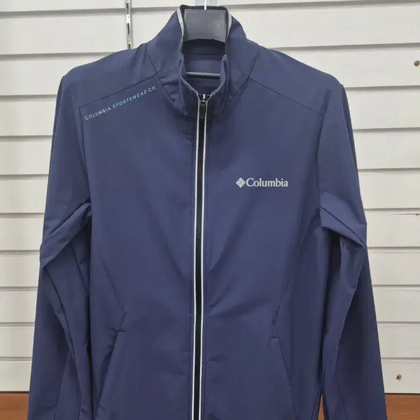 [BUNJANG] Columbia Navy Windbreaker Jacket / 컬럼비아 네이비 바람막이 자켓