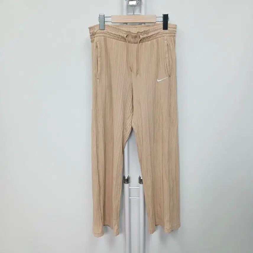 [BUNJANG] Nike 22SS Pleats Ribbed Banding Wide Pants / 나이키 22SS 플리츠 골지 밴딩 와이드팬츠 25-26