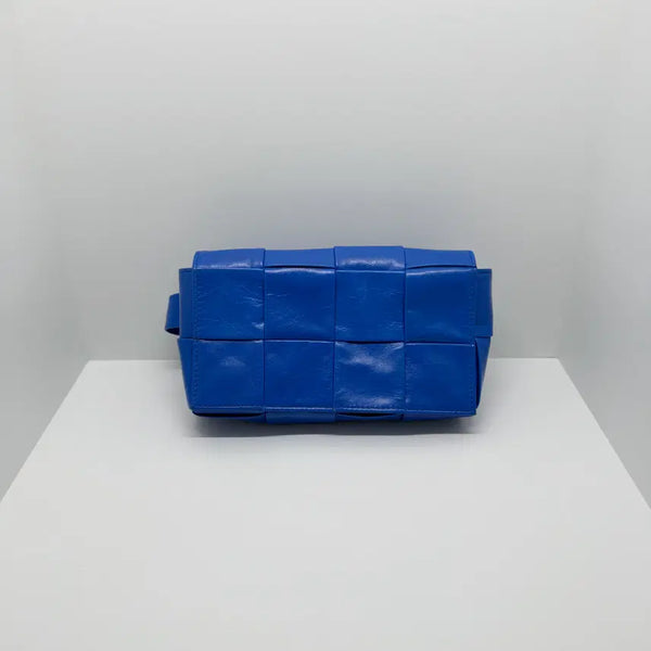 [BUNJANG] Bottega Veneta Cassette Bag Blue Leather Shoulder Bag / [보테가베네타] 카세트백 블루 651053 VCQ72 4256 / A+급
