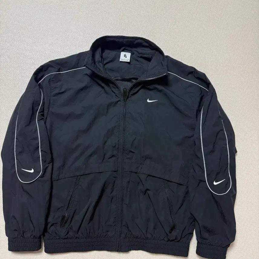 [BUNJANG] Nike NSW Solo Swoosh Woven Track Jacket / [S]나이키 NSW 솔로 스우시 우븐 트랙 자켓