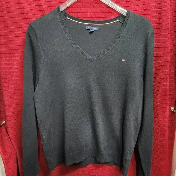 [BUNJANG] Tommy Hilfiger Black V-Neck Knit Sweater / 타미힐피거 블랙 V넥 니트