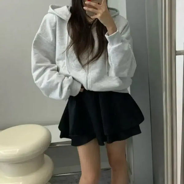 [BUNJANG] Aurum Black Flare Satin Ruffle Mini Skirt Pants / 무료배송. 새상품. 에이블리 아우룸 블랙 플레어 샤틴 러플 미니 치마바지