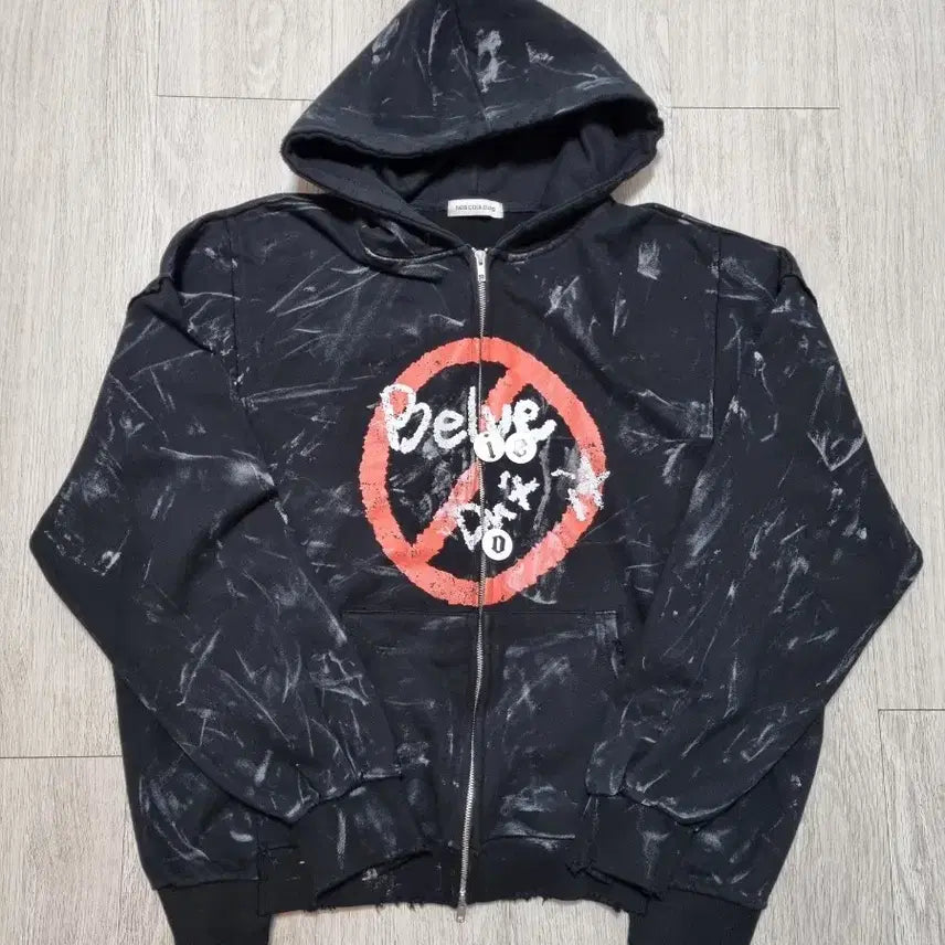 [BUNJANG] Nokulus Pins & Sign Hooded Zip-Up Black Size 2 / 노쿨러스 후드집업 2