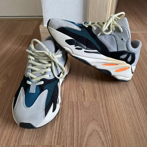 [BUNJANG] Adidas Yeezy 700 Wave Runner (Size 255) / 이지 700 웨이브러너(255)
