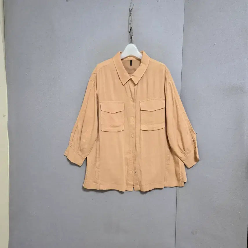 [BUNJANG] Benetton Loose Fit Beige Blouse / 베네통 루즈핏 베이지 블라우스 n4704