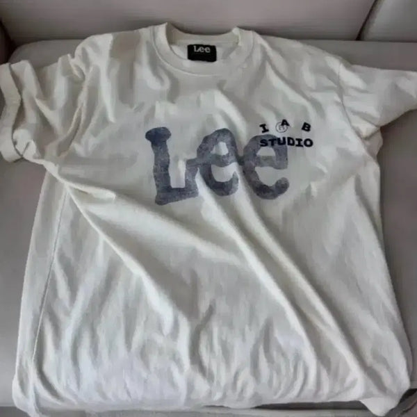 [BUNJANG] IAB Studio x Lee Collaboration T-Shirt (Oatmeal Ivory) L / 아이앱 스튜디오 Lee 콜라보 티셔츠 L 사이즈 팝니다 (오트밀 아이보리